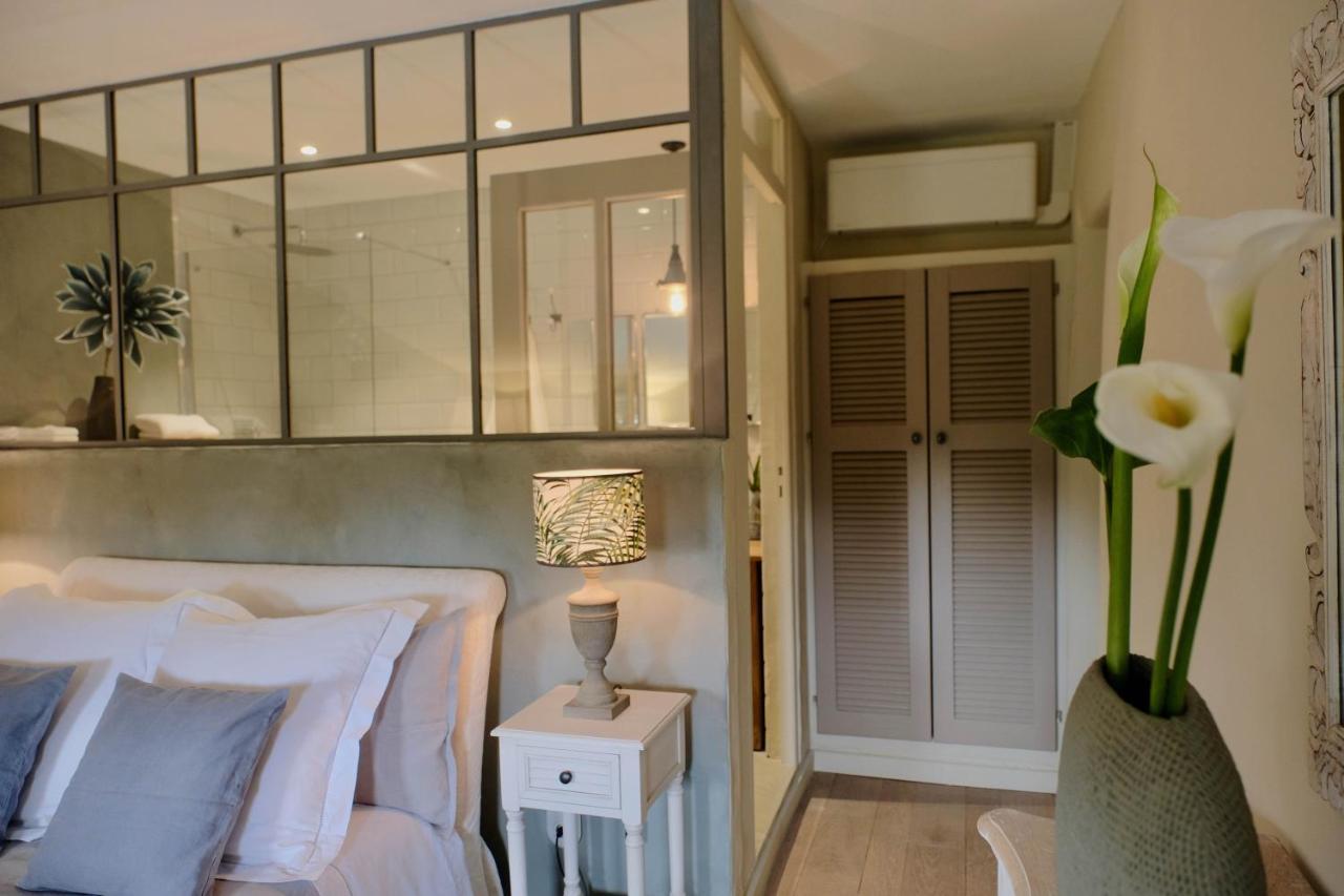 Les Jardins De Sitaara Bed & Breakfast Cucuron Exterior photo
