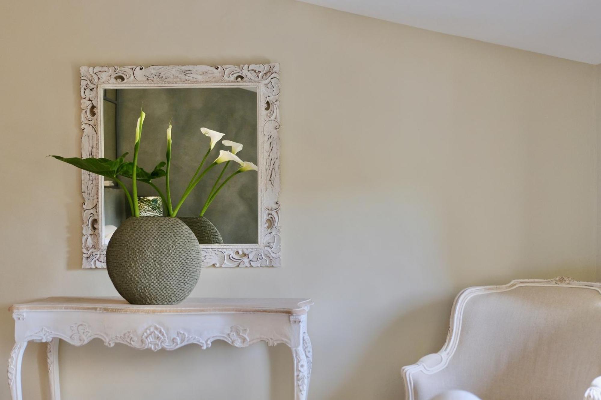 Les Jardins De Sitaara Bed & Breakfast Cucuron Exterior photo